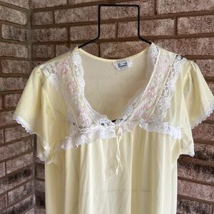 Vintage Yellow Piedmont Nylon Gown Lace Trim